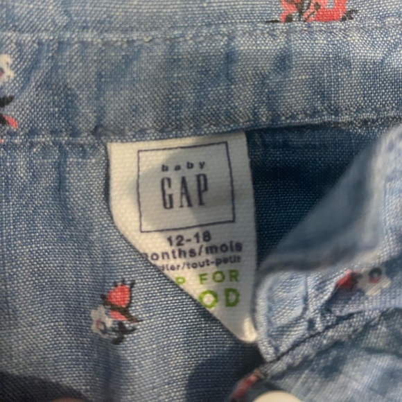 GAP Denim Dress with floral size 12-18 - Picture 2 of 3